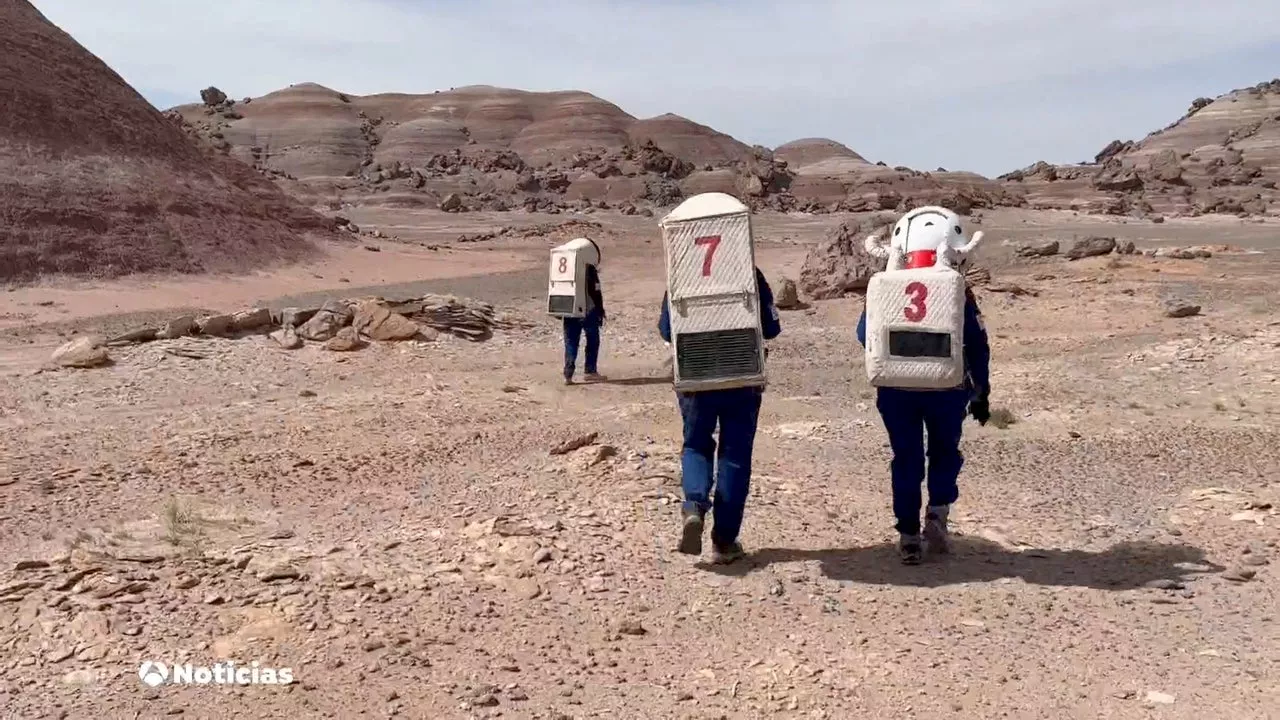 La nueva tripulación de mujeres astronautas análogas que viajarán con 'Hypatia'