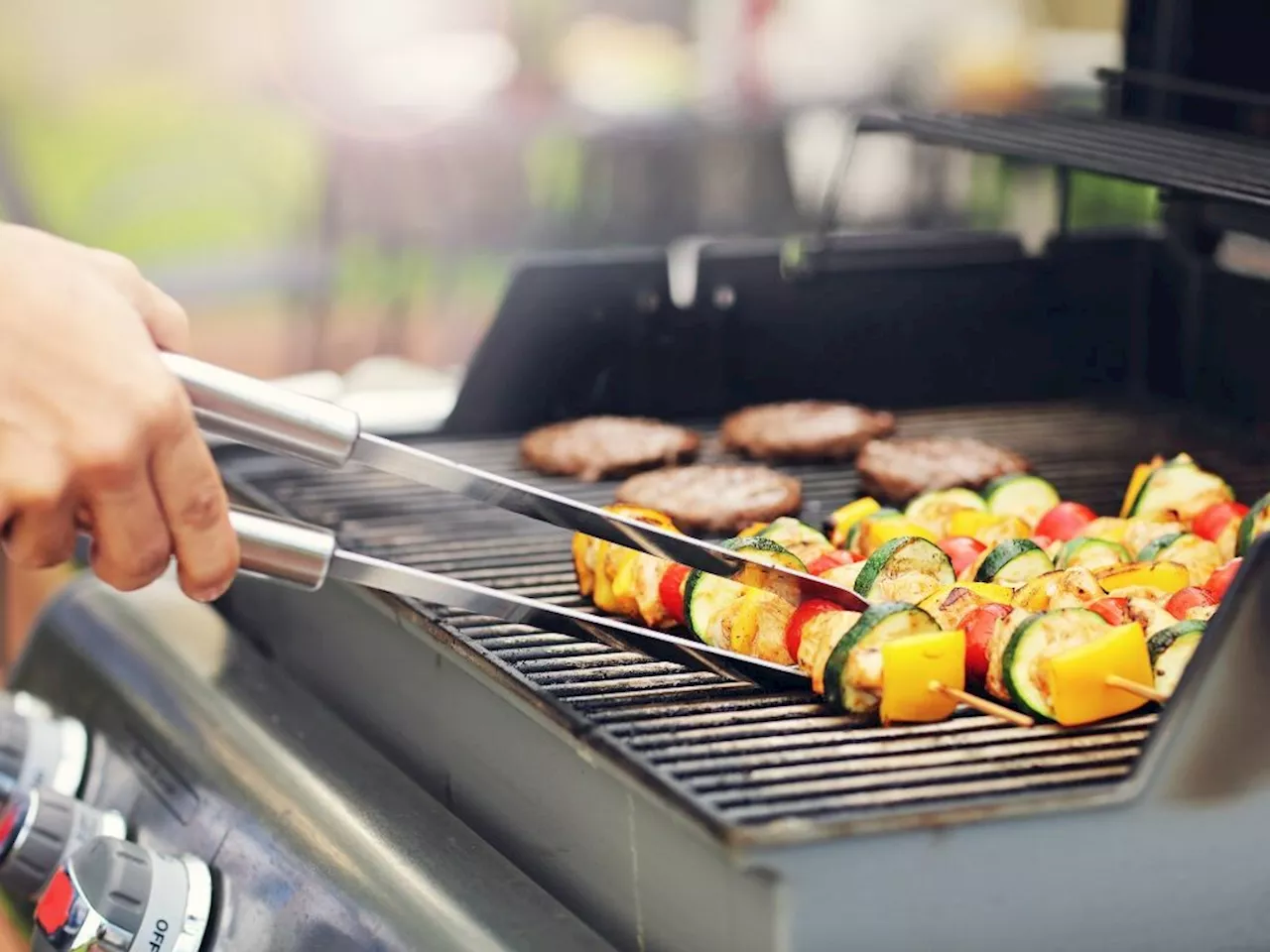 Préparez l’été avec notre sélection de barbecues à prix canon !