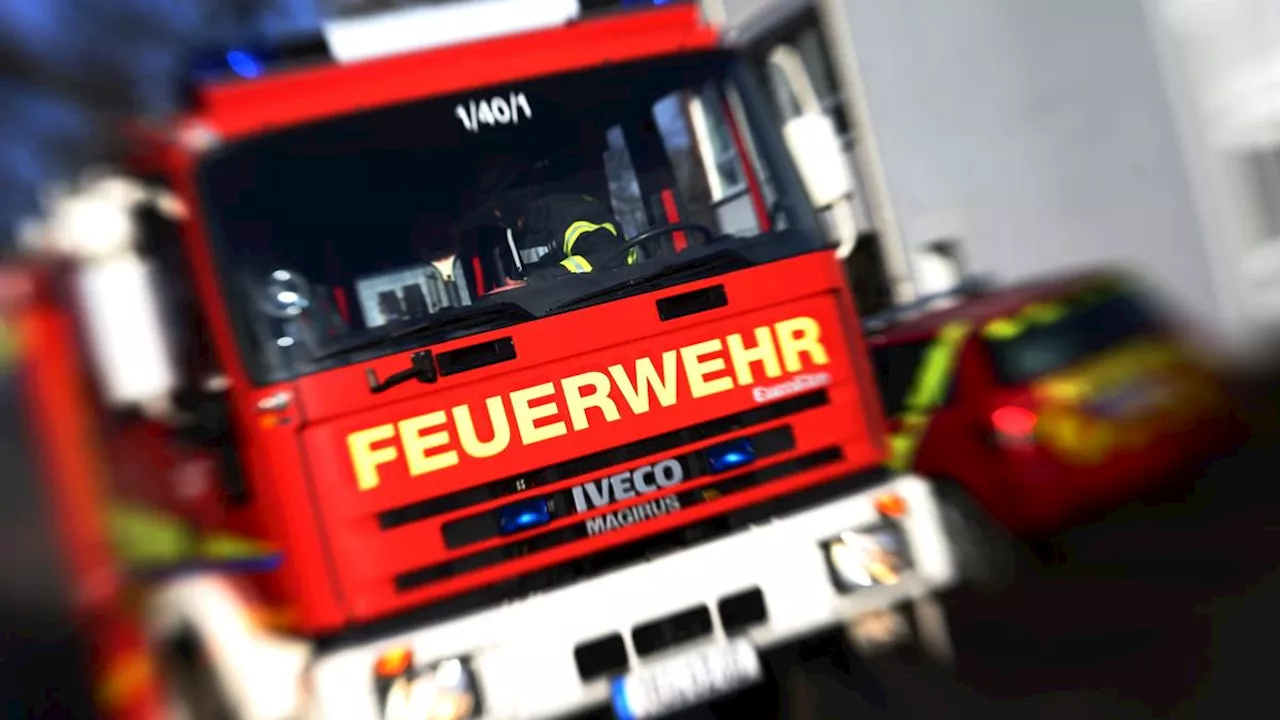 Feuerwehrmann verursacht Unfall: Staatsanwaltschaft prüft den Fall