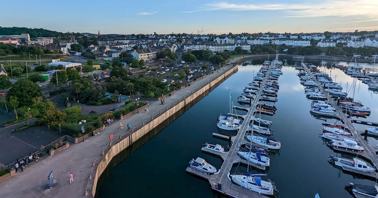 Councillors Agree to Erect Statue of Queen Elizabeth II at Marine Gardens