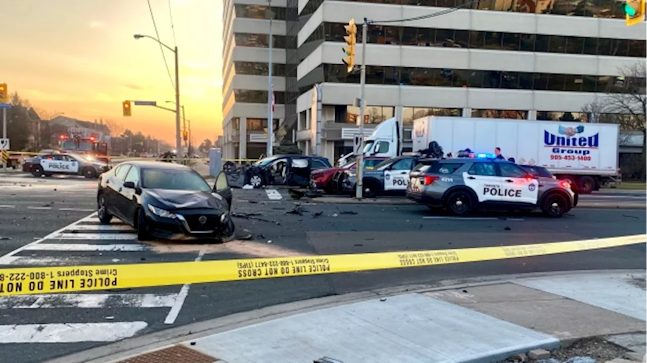 SIU investigating deadly six-car crash in Scarborough