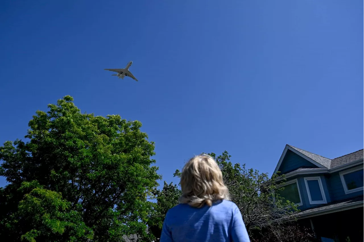 Boulder County, Superior sue Jefferson County over “touch-and-go” aircraft maneuvers at Rocky Mountain airport