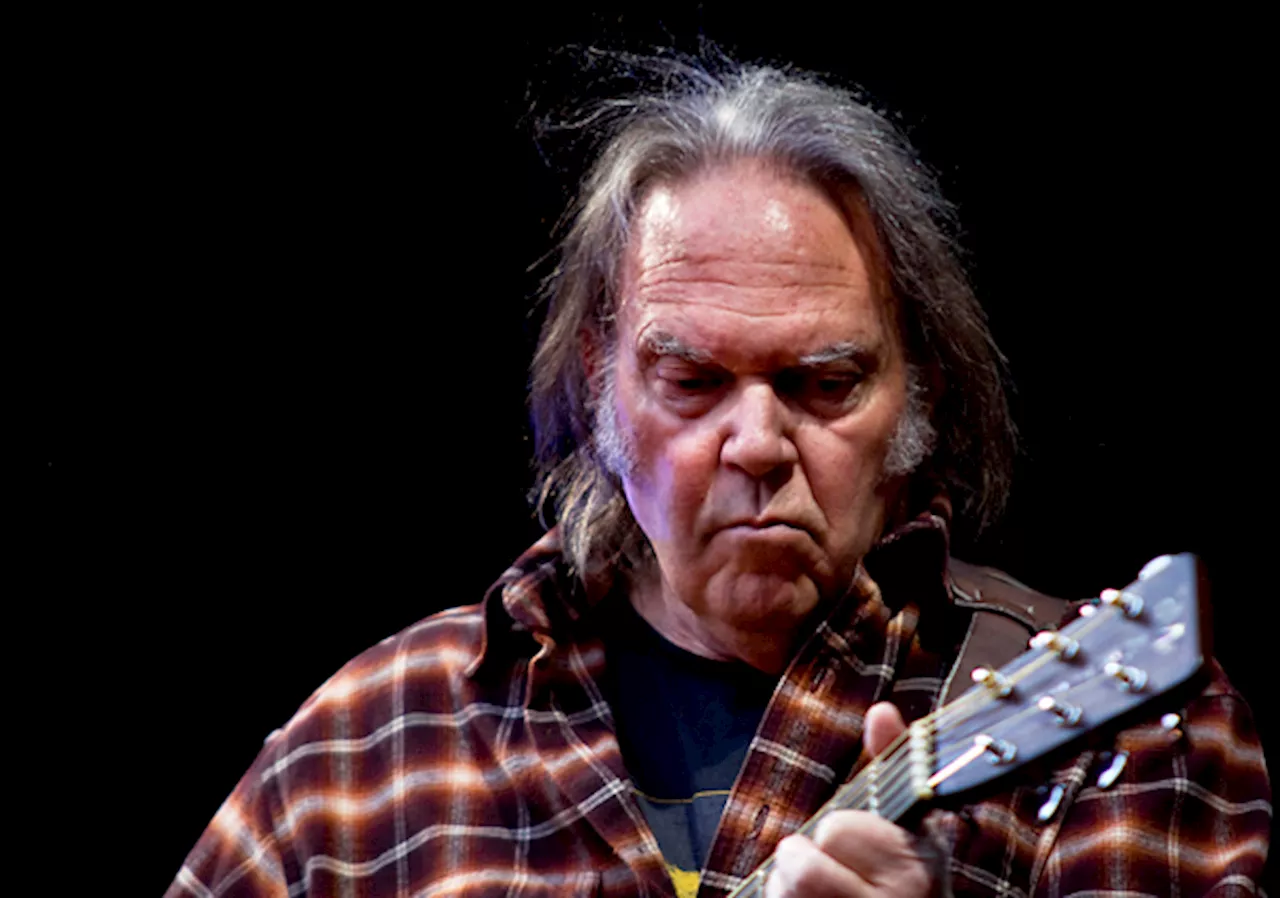 Neil Young is returning to Spotify after boycotting it over Joe Rogan's vaccine comments