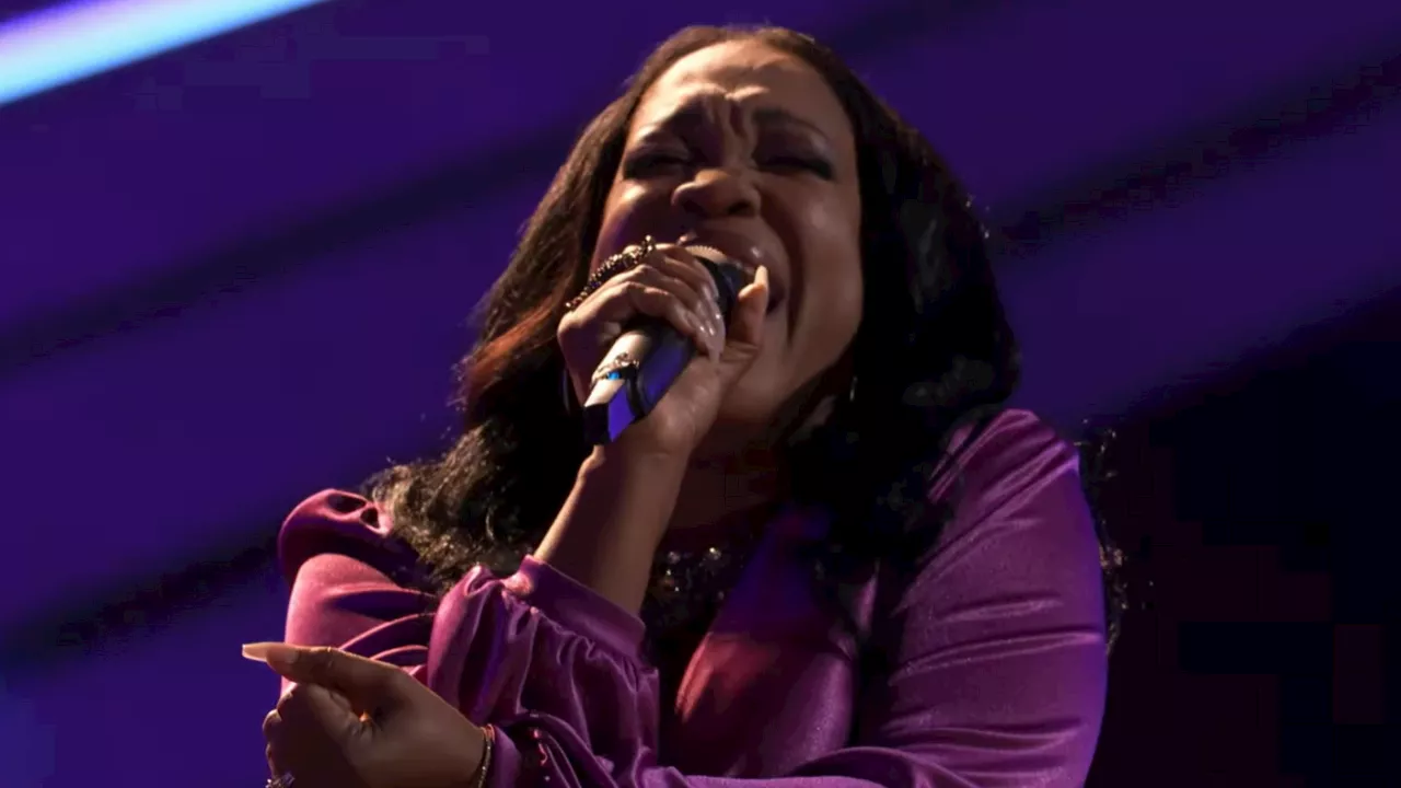 'The Voice': Former Backup Singer Val T. Webb Earns an Emotional 4-Chair Turn