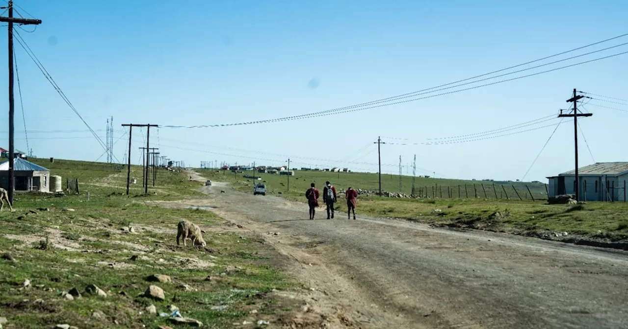 Residents of Makhanda in South Africa face water shortages and deteriorating infrastructure