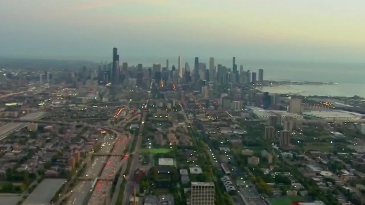 Chicago weather: Another mild day before potential severe storms