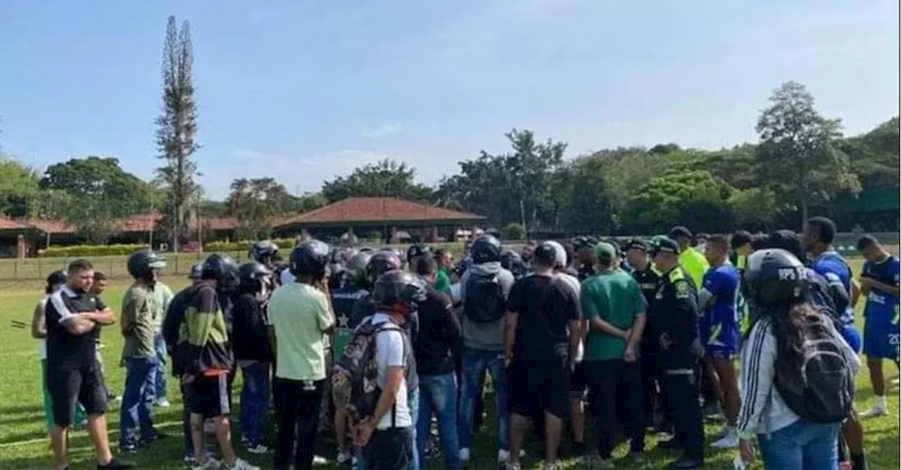 Protesta en el entrenamiento de Deportivo Cali