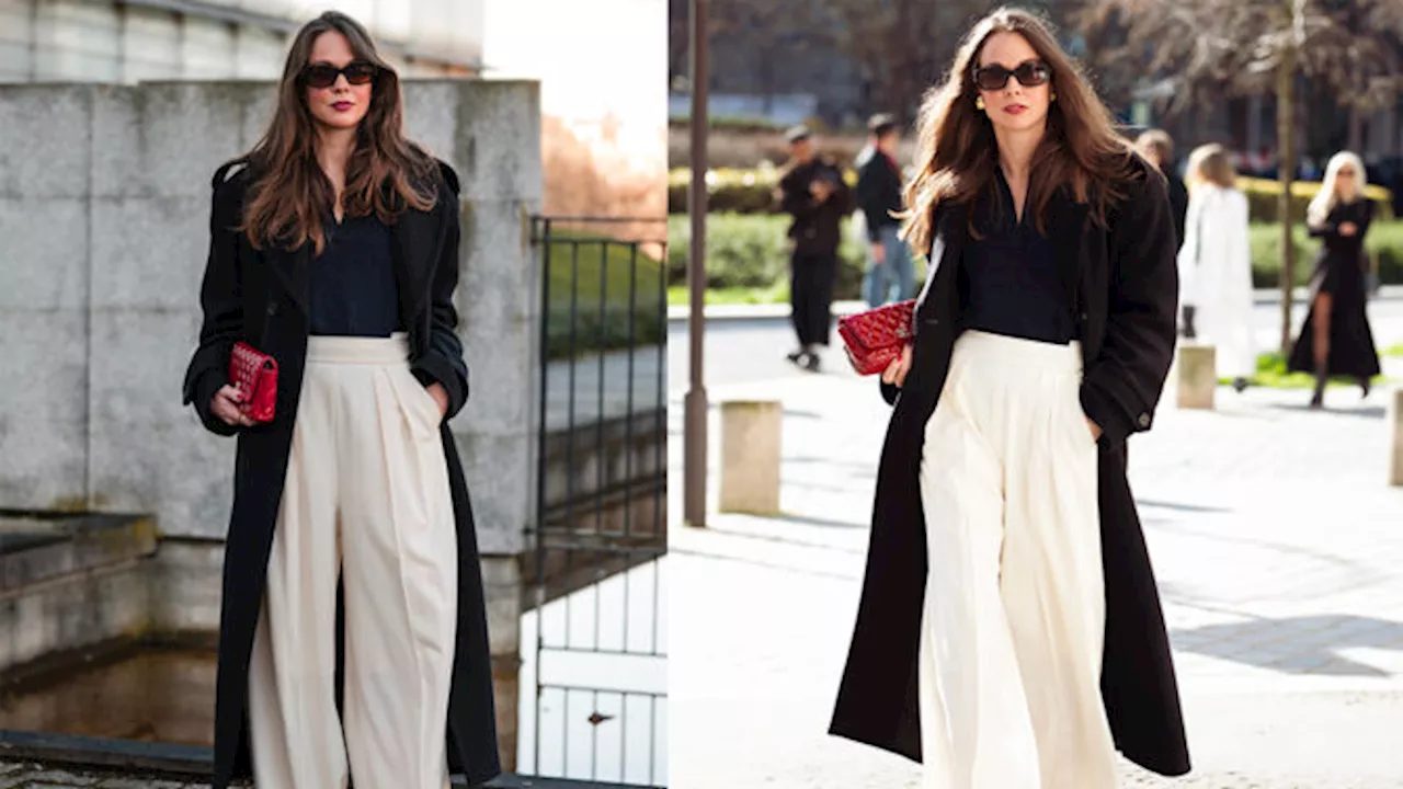 Pantaloni bianchi e polo nera: l'outfit bianco e nero chic da copiare