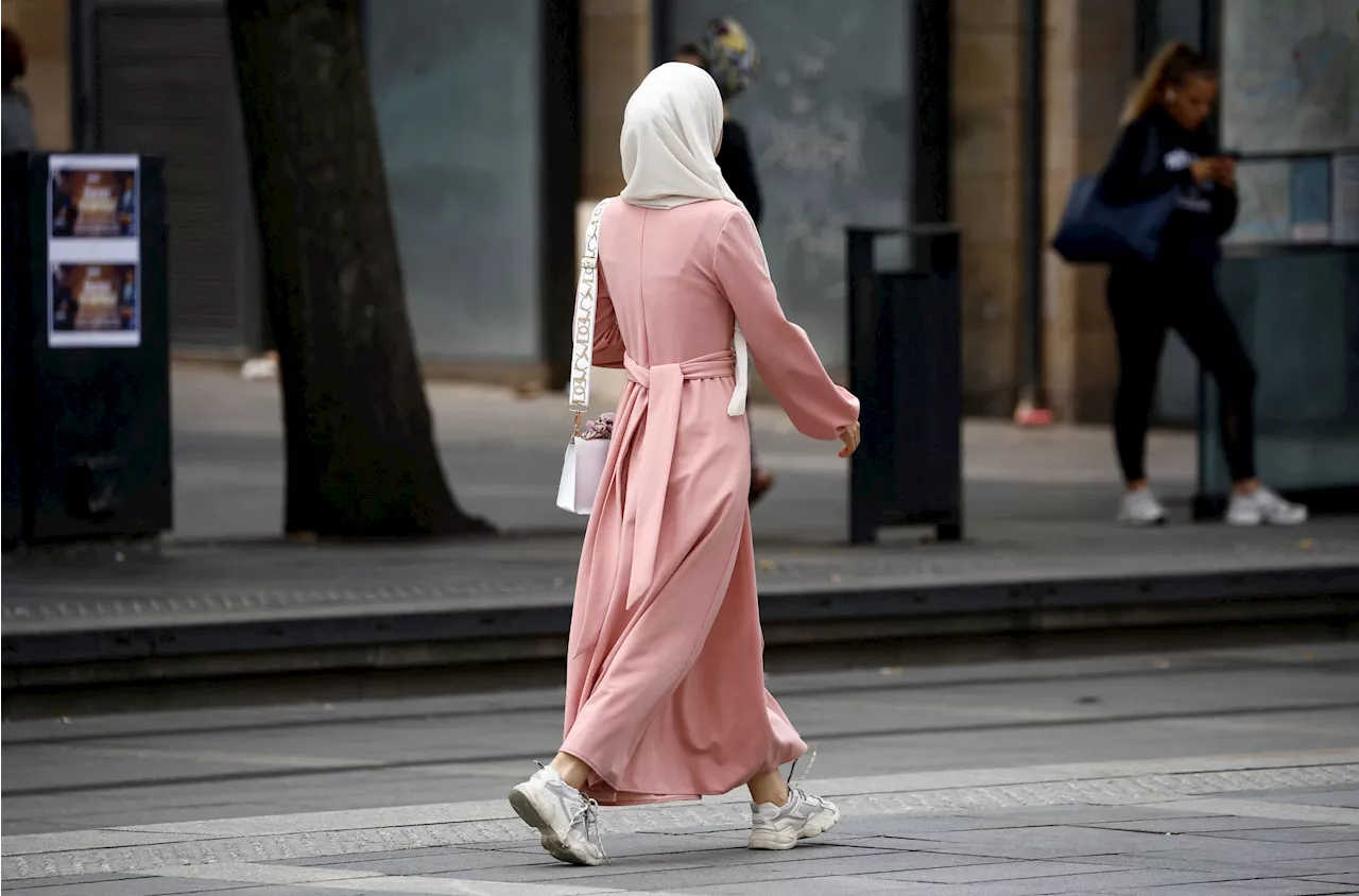 Aus für muslimische Kleidung in Schulen Frankreichs