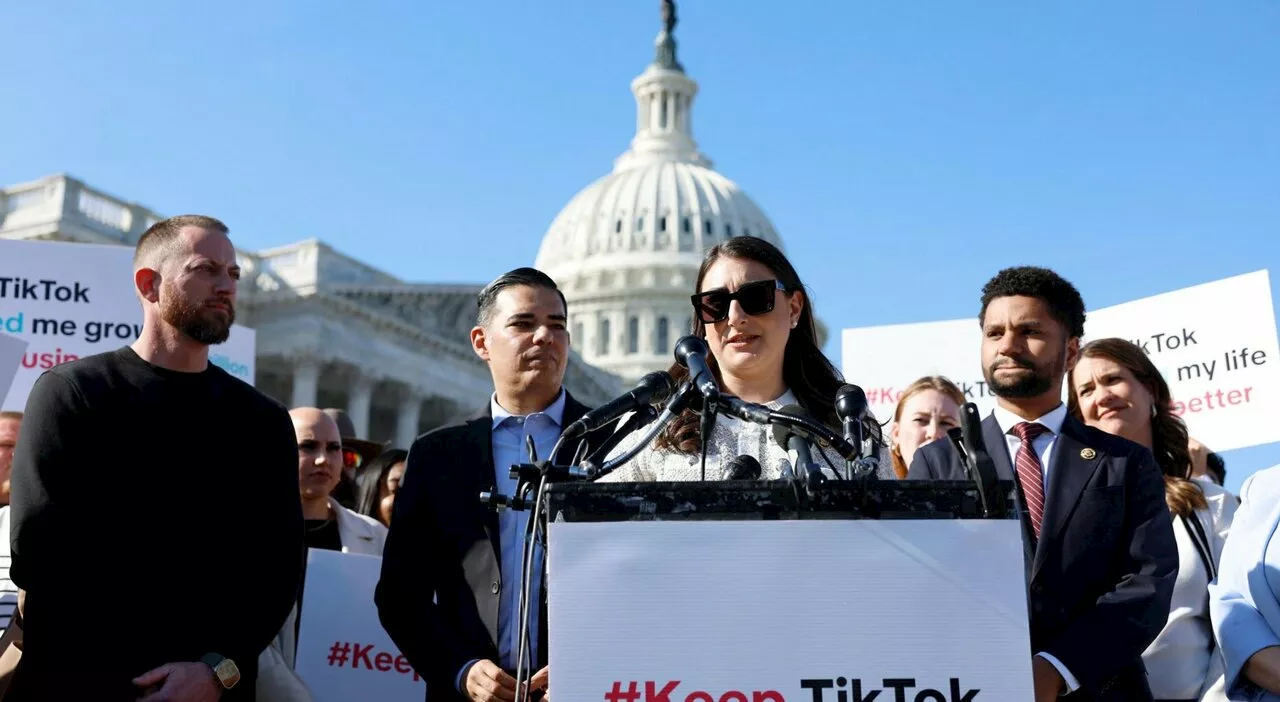 Tiktok vietato negli Stati Uniti, la Camera americana approva la legge: cosa succede ora