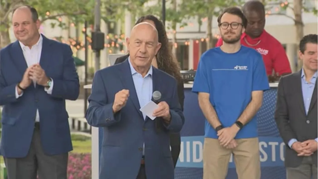 Mayor John Whitmire encourages people to participate in Tour de Houston