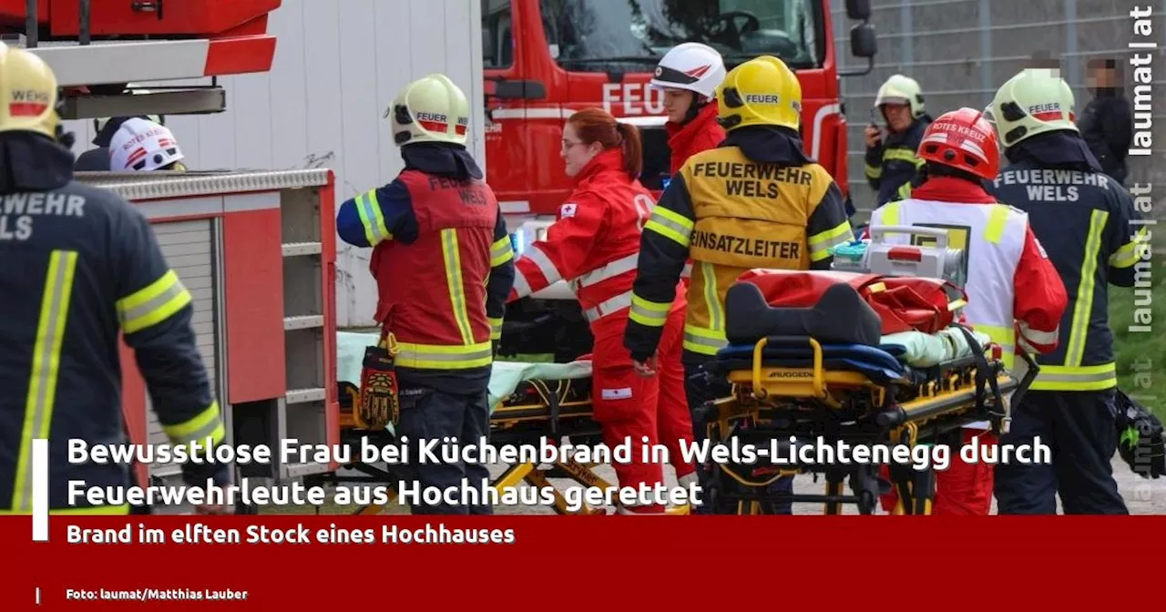 Bewusstlose Frau bei Küchenbrand in Wels-Lichtenegg durch Feuerwehrleute aus Hochhaus gerettet