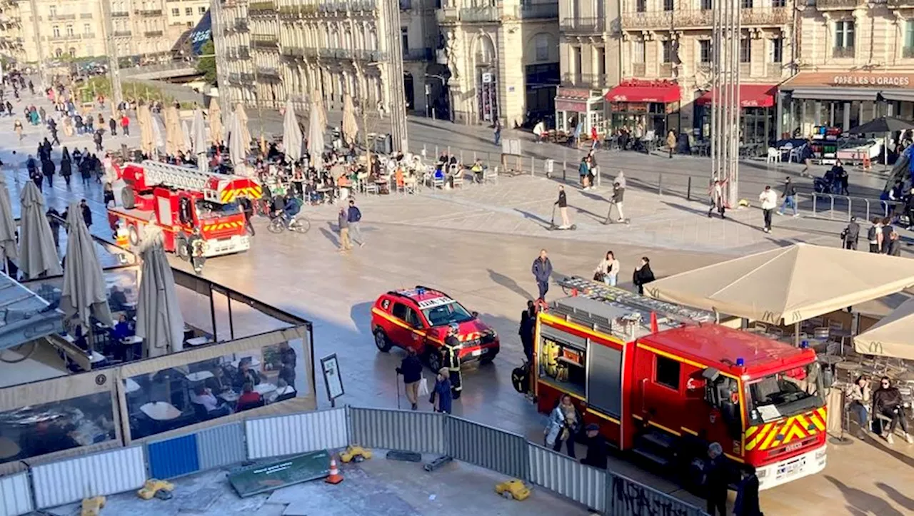 Importante intervention des pompiers sur la place de la Comédie