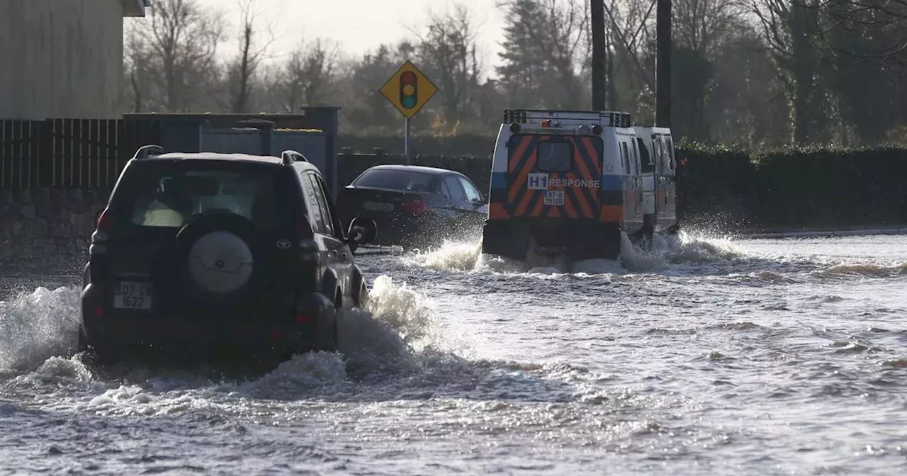 Met Eireann update weather maps as they issue triple flood warning