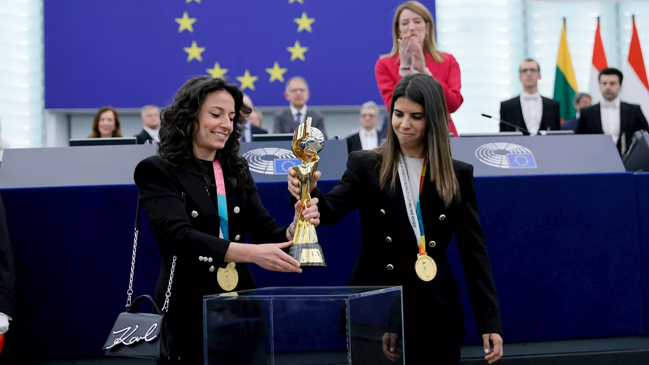 La selección española, homenajeada en la Eurocámara por ser 'ejemplo y referente' para las mujeres