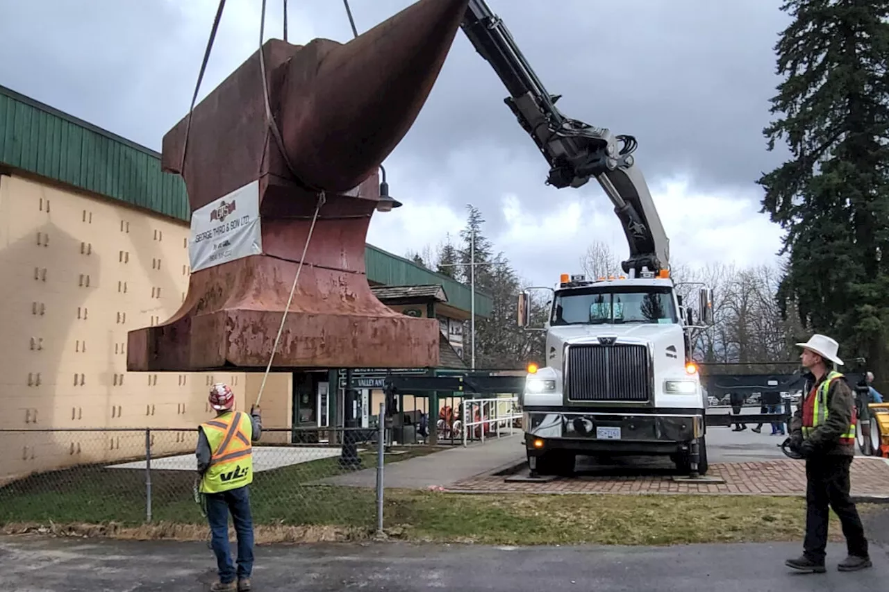 VIDEO: ‘World’s Largest Sculptured Acoustic Anvil’ found new home in B.C.