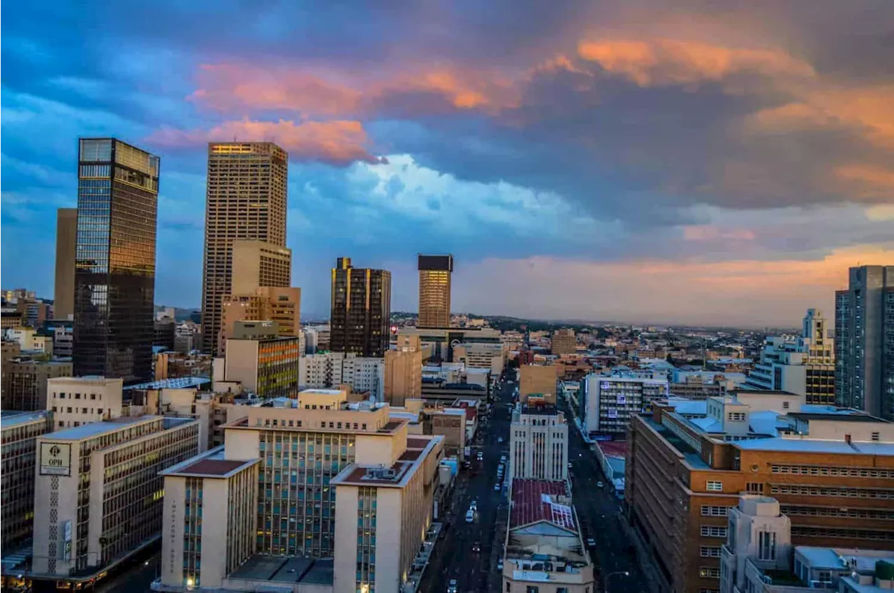 Businesses in Johannesburg Threaten Rates Boycott Over Extended Power Outages