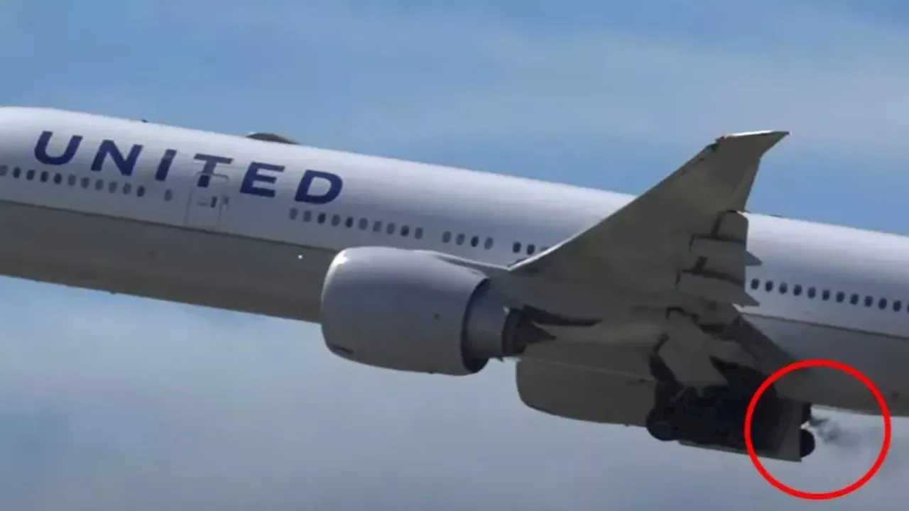 Watch shock moment United Airlines Boeing 777 leaks hydraulic fluid during takeoff in 5th safety breach in...