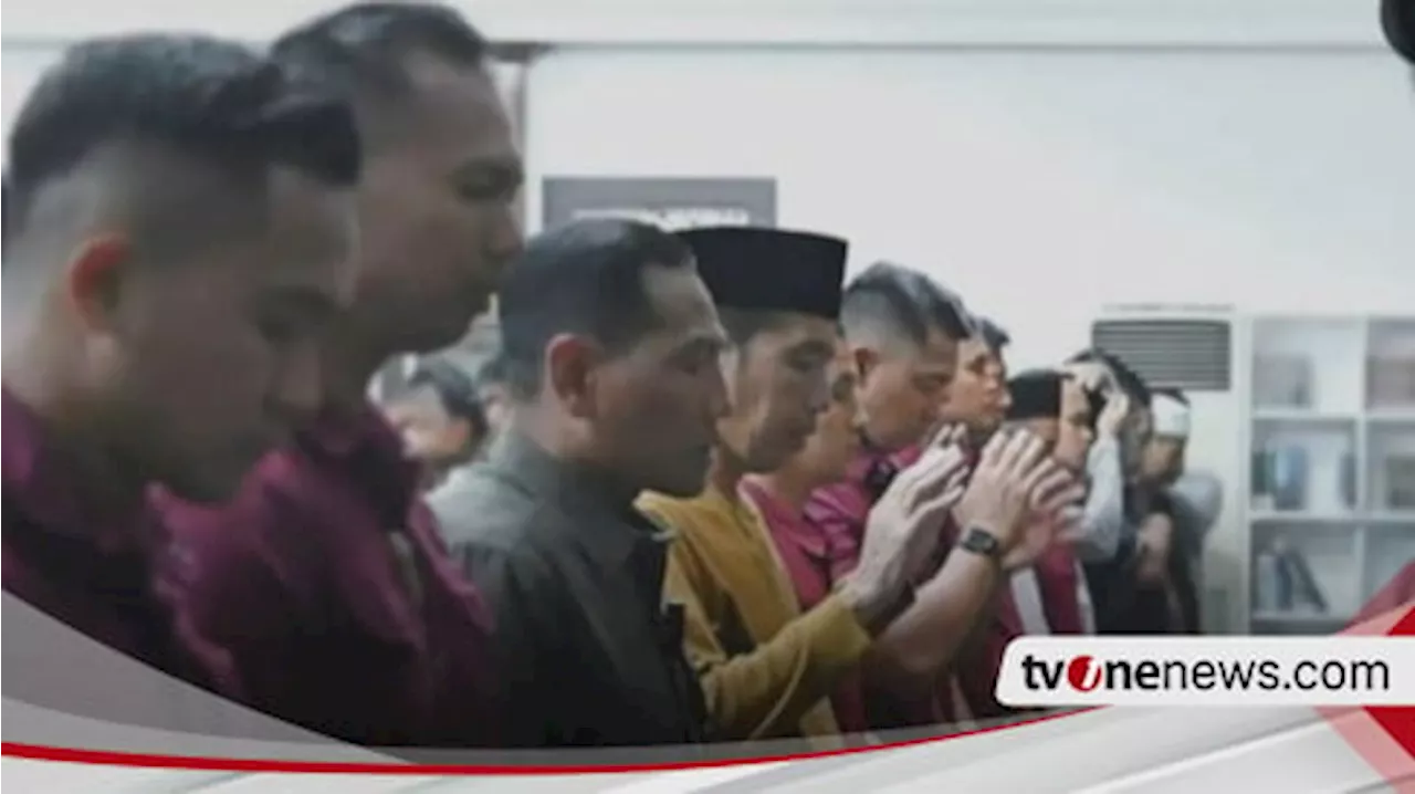 Bersama Rakyat, Presiden Jokowi Shalat Tarawih di Istana Bogor