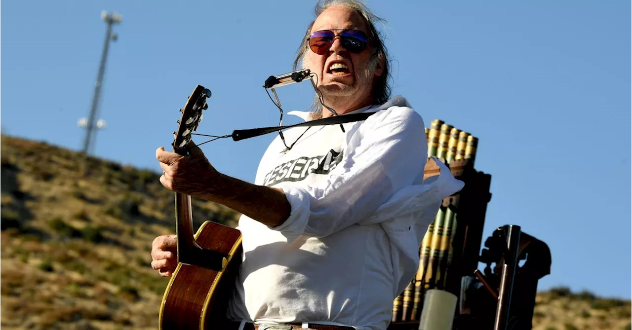 Neil Young tells Spotify to remove his music over Joe Rogan vaccine misinformation