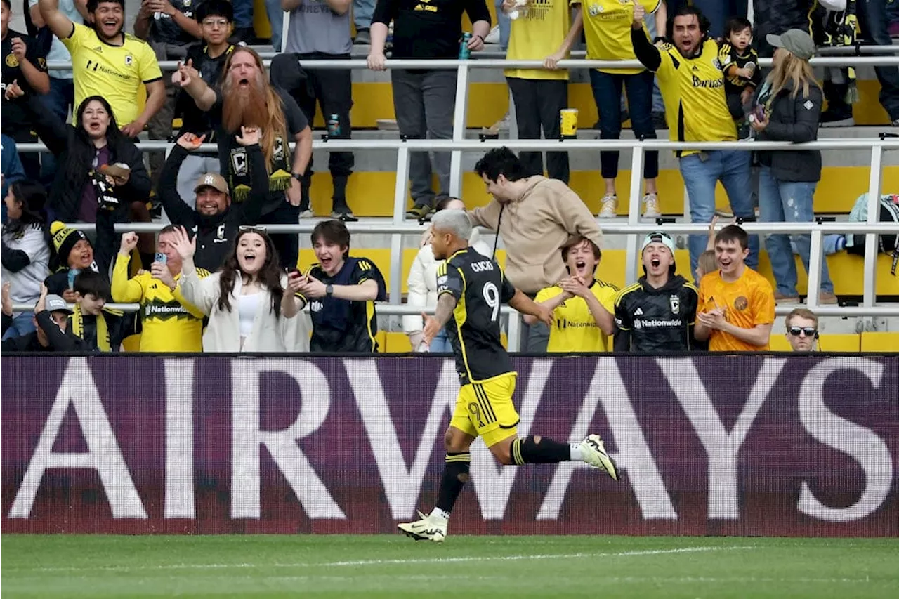 Con un gol del ‘Cucho’ Hernández, Columbus Crew pasa a los cuartos de la Concachampions