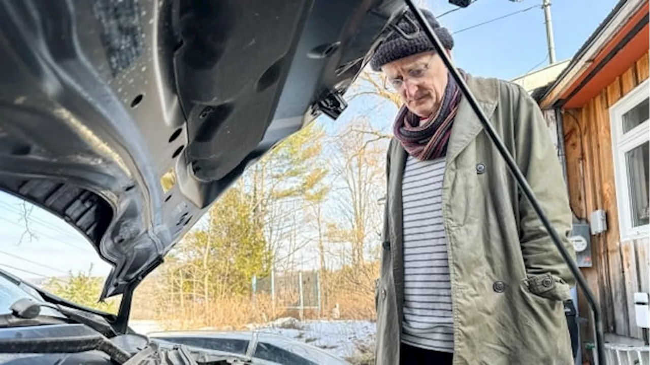 Musician's Nissan Leaf Breakdown Serves as Cautionary Tale for Electric Vehicles