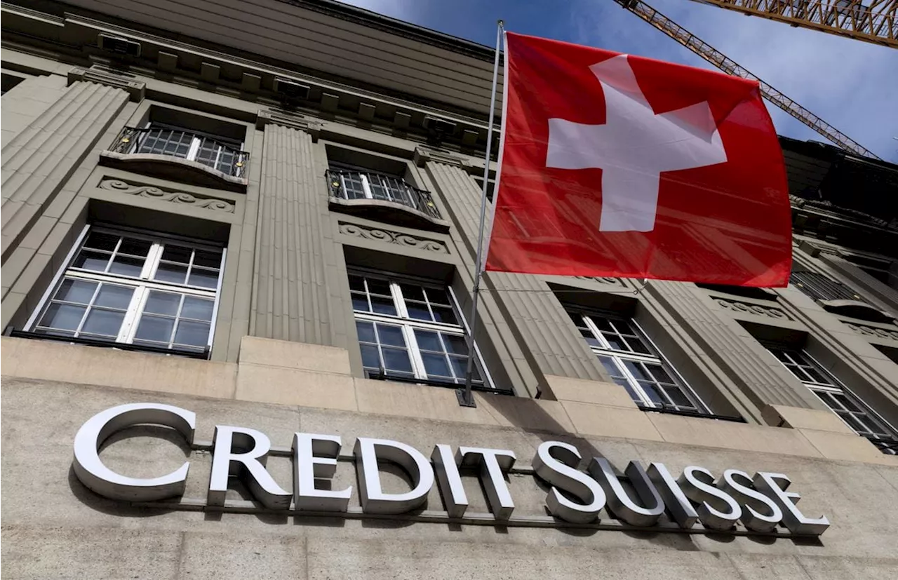 Dificultades en bancos medianos de Estados Unidos y la adquisición de Credit Suisse por UBS