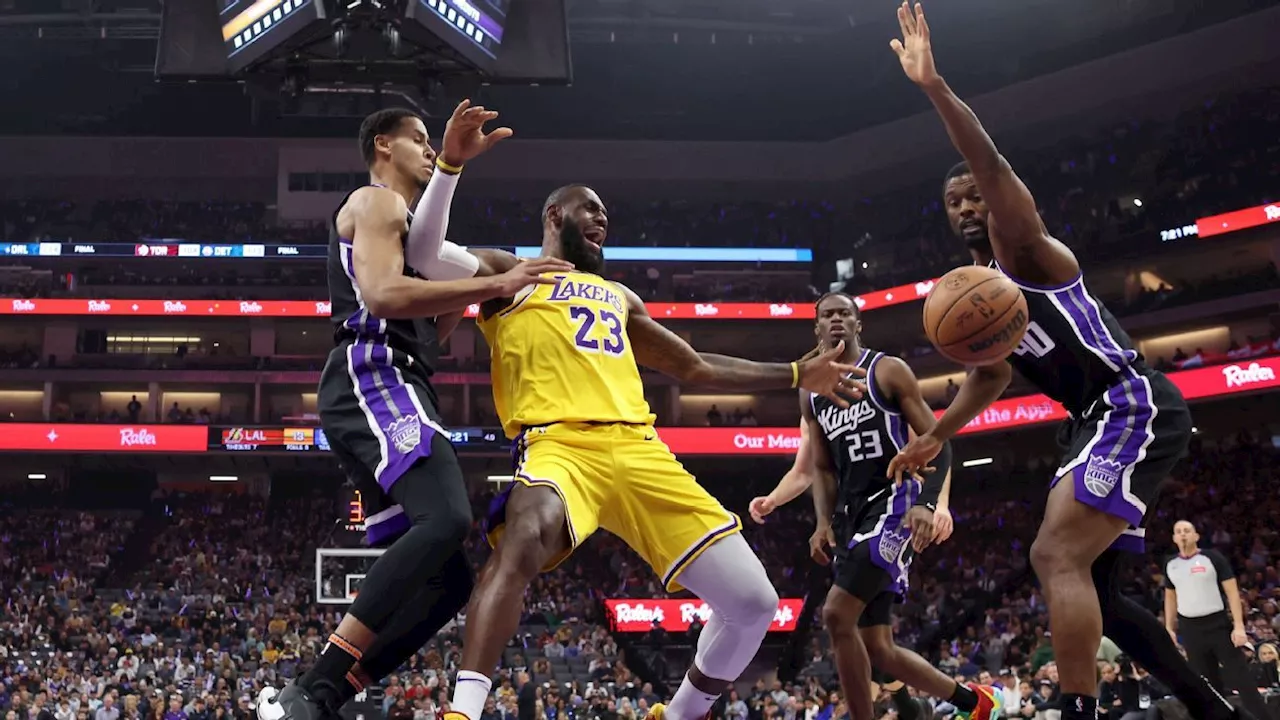 Kings freiam LeBron e ampliam freguesia dos Lakers na temporada na NBA