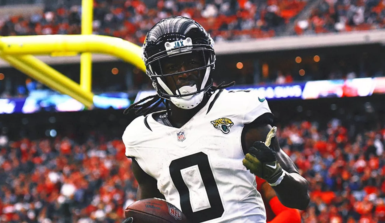 WR Calvin Ridley reportedly signs four-year, $92 million deal with Titans