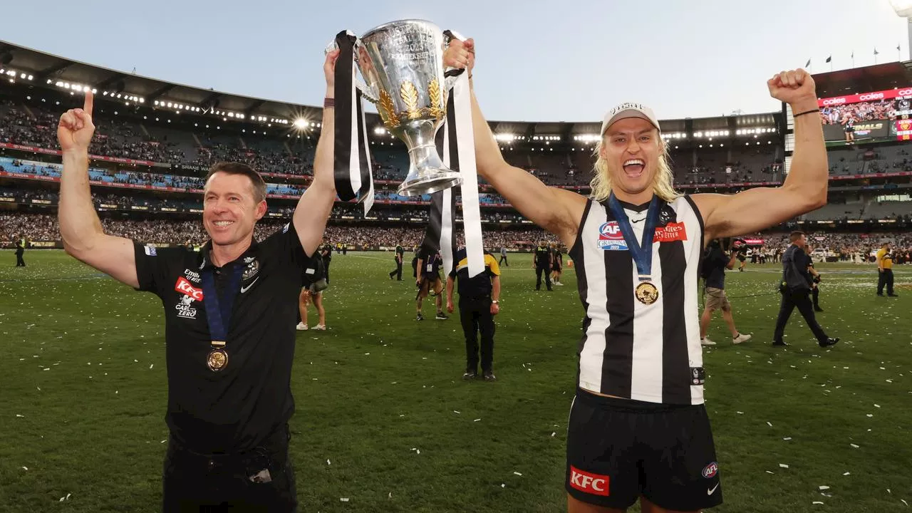 ‘Starting to feel awkward’: Pies questioned over ‘unusual’ flag unfurling call after criticism