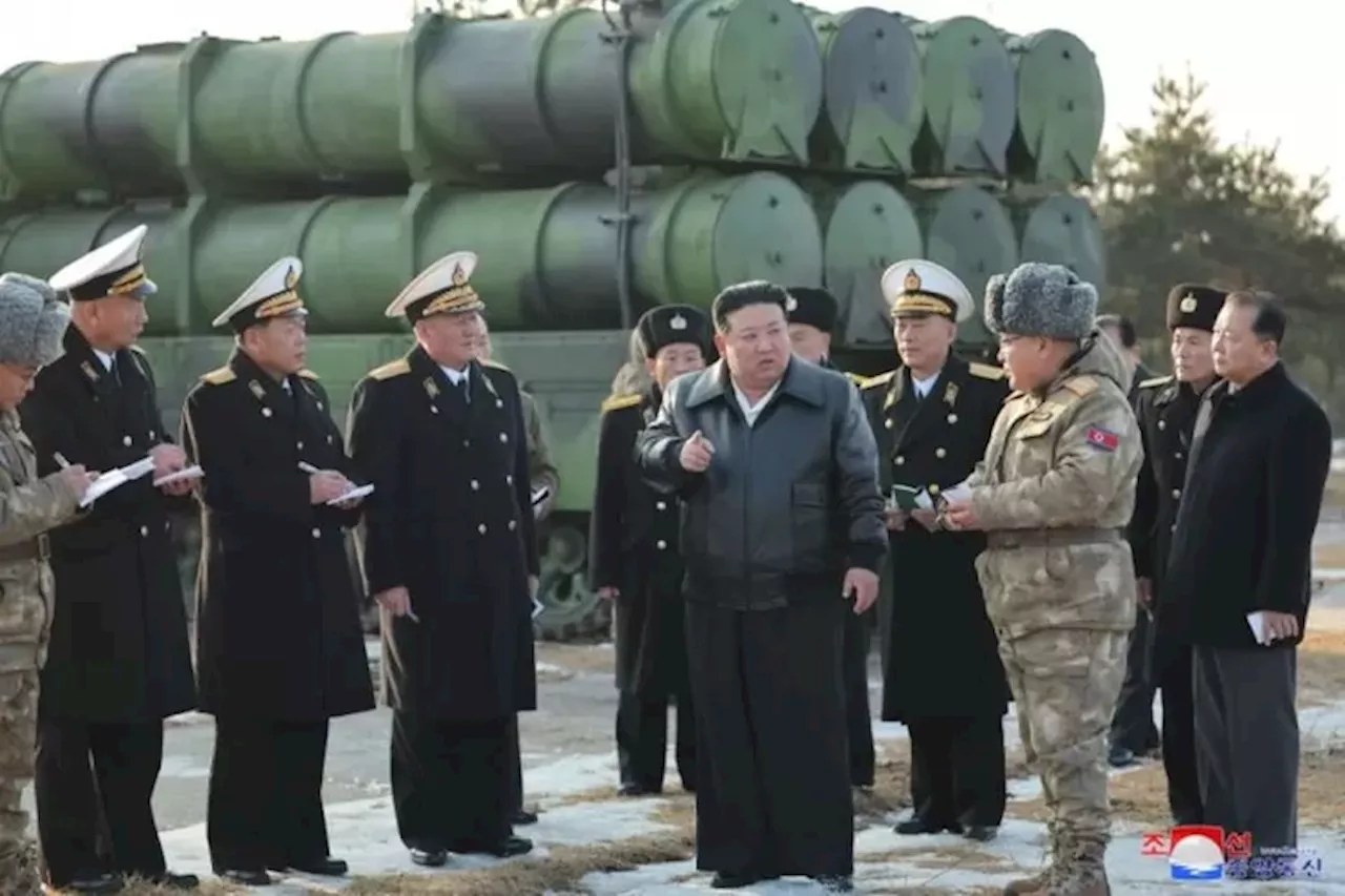 Kim Jong-un Banggakan Peluncuran Tank Tempur Baru Korut