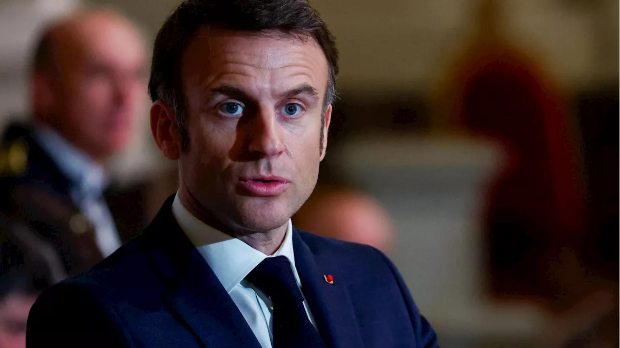 Emmanuel Macron veut parler aux Français « les yeux dans les yeux » de la guerre en Ukraine