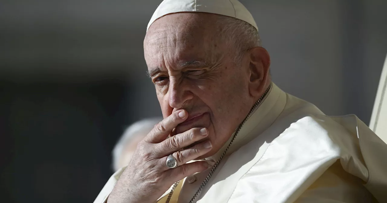 Papa Francesco, la confessione: &#034;In Vaticano qualcuno aspettava la mia morte&#034;