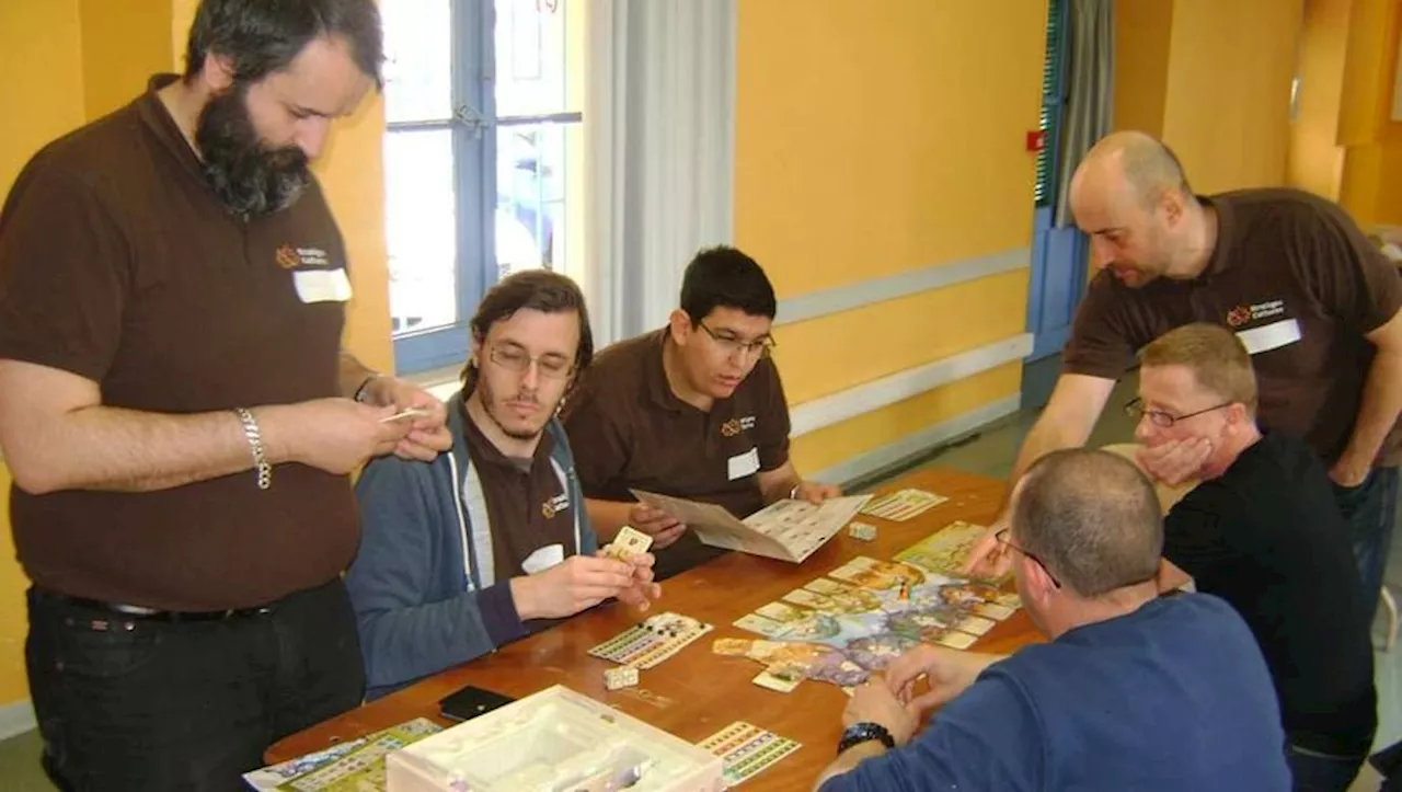 Les Stratèges Cathares célèbrent leurs 40 ans au cours d'un week-end dédié aux jeux de rôle à Vendres