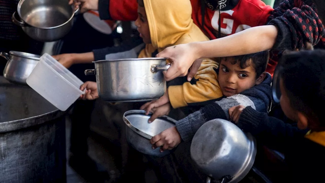 Vídeo: crianças protestam contra falta de alimentos na Faixa de Gaza