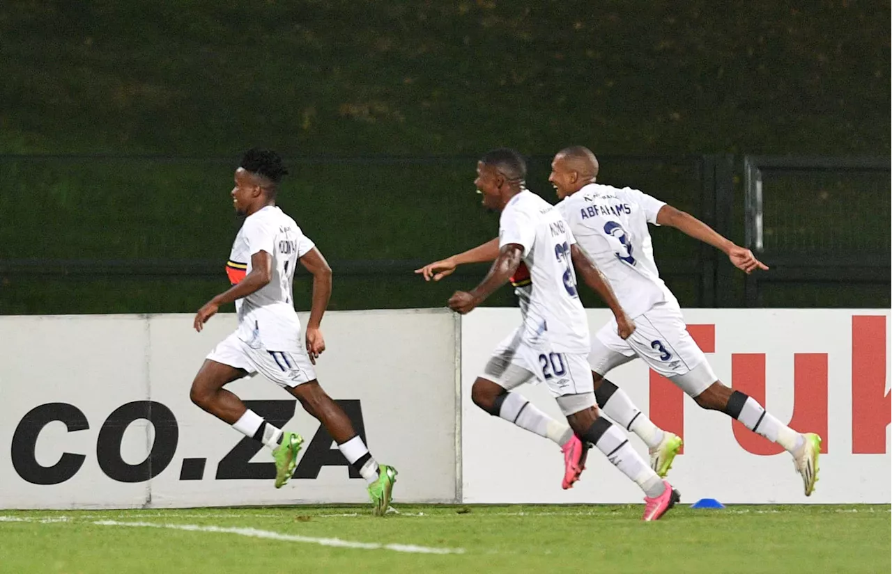 Sibanyoni strikes late as Tuks clip Swallows’ wings