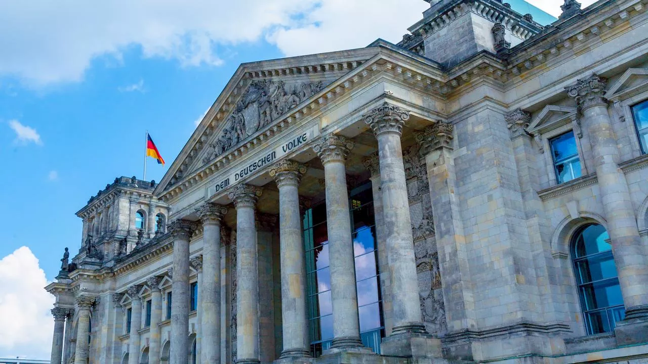 Bundestag debattiert Taurus-Antrag der Union