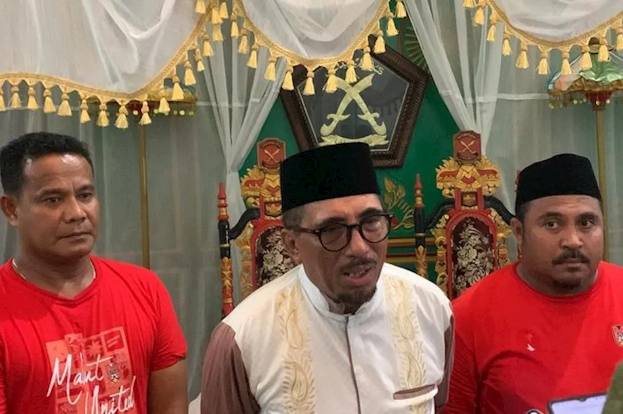 Ada Pesan Toleransi, Sultan Tidore Angkat Pelatih Kiper Malut United Jadi Adik