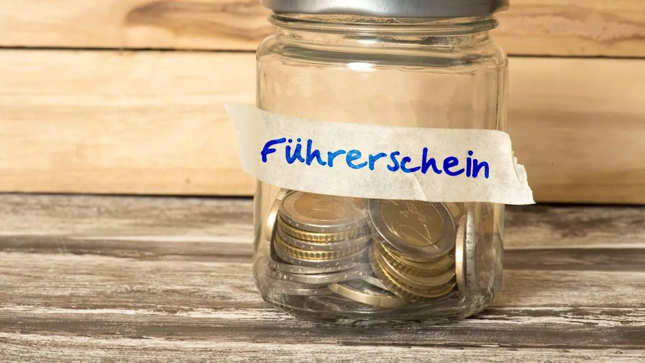 Debatte über teuren Führerschein: So können Fahrschüler Geld sparen