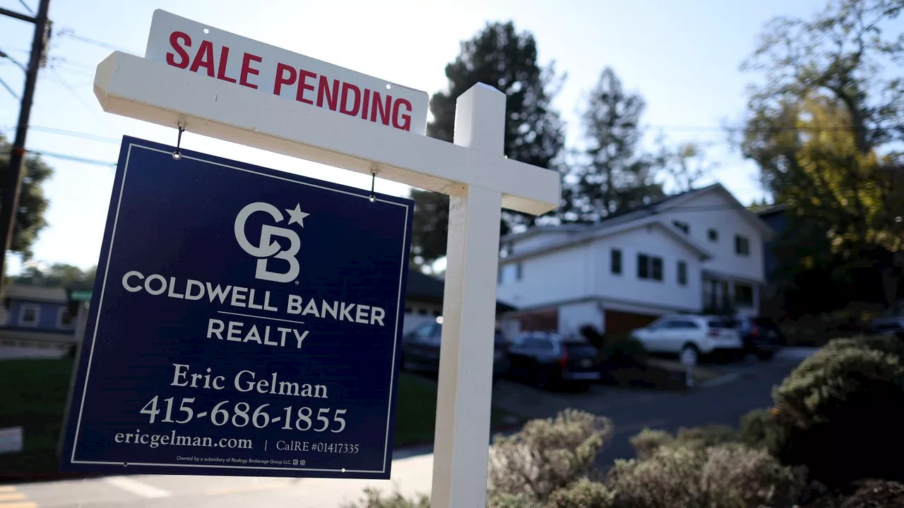 Realtors agree to axe commissions in landmark lawsuit settlement