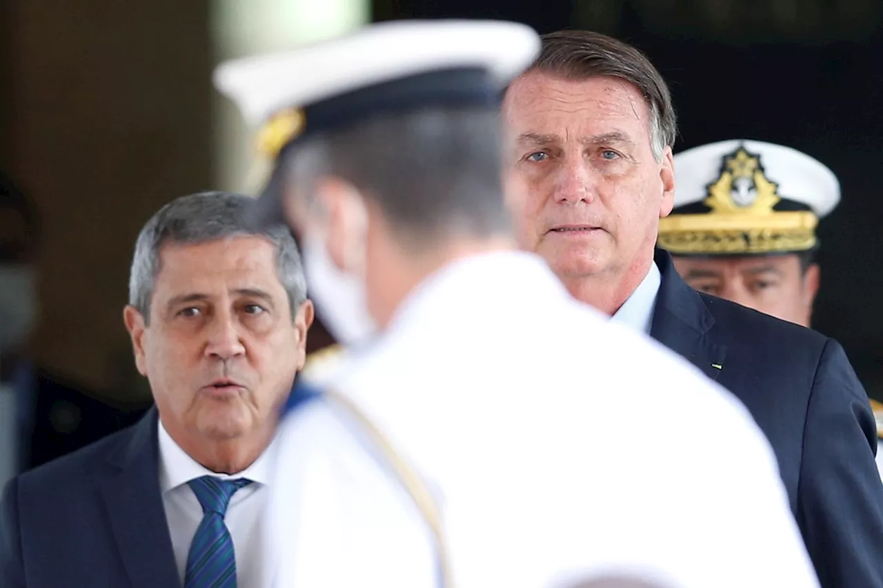 Bolsonaro, Braga Netto, ex-ministro da Defesa e ex-comandante da Marinha não respondem a perguntas da PF sobre tentativa de golpe