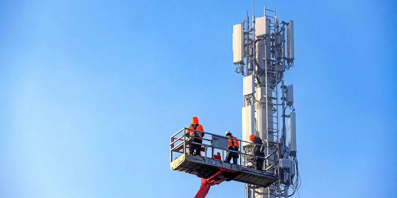 Strasbourg : une antenne-relais 5G installée dans la croix d’une église, les fidèles furieux