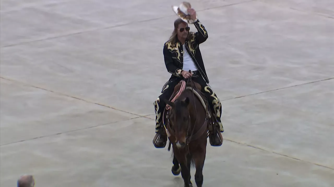 Kid Rock rides into AT&T Stadium on a horse to launch the ‘Biggest Weekend in Western Sports'