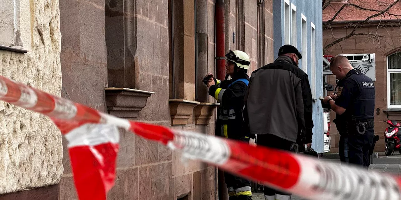 Ein Schwerverletzter nach Verpuffung in Nürnberg: Feuerwehr mit Großaufgebot im Einsatz