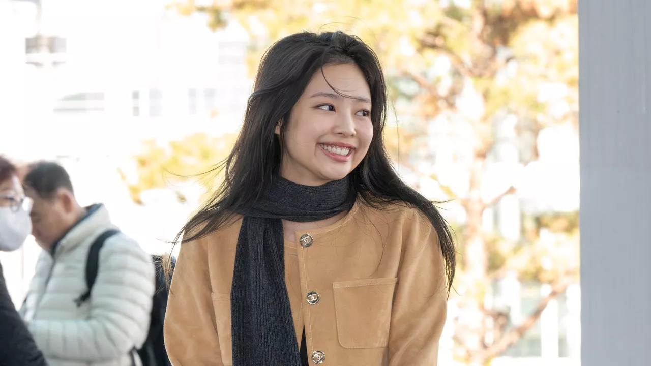 BLACKPINK's Jennie Wore a Scarf as a Belt During Paris Outing — See Photos