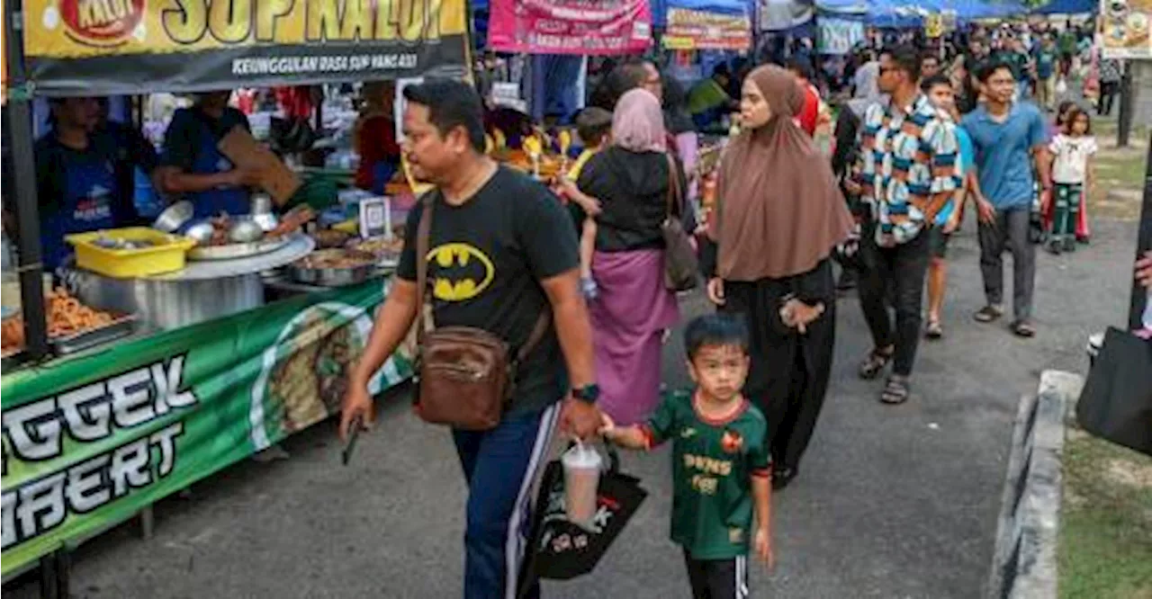 No food poisoning cases reported at Ramadan bazaars, says Health Minister