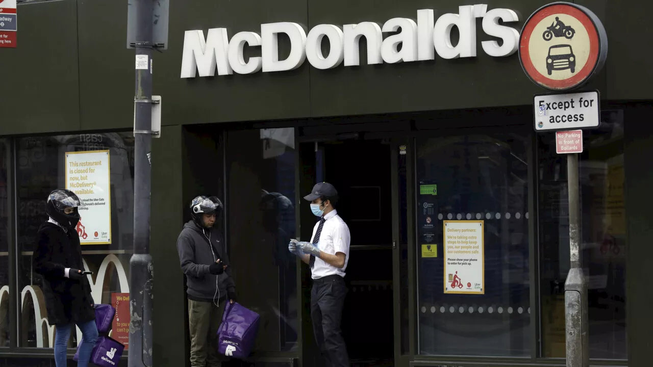 McDonald’s, alcuni ristoranti chiusi per blackout tecnologico: "Stiamo risolvendo"