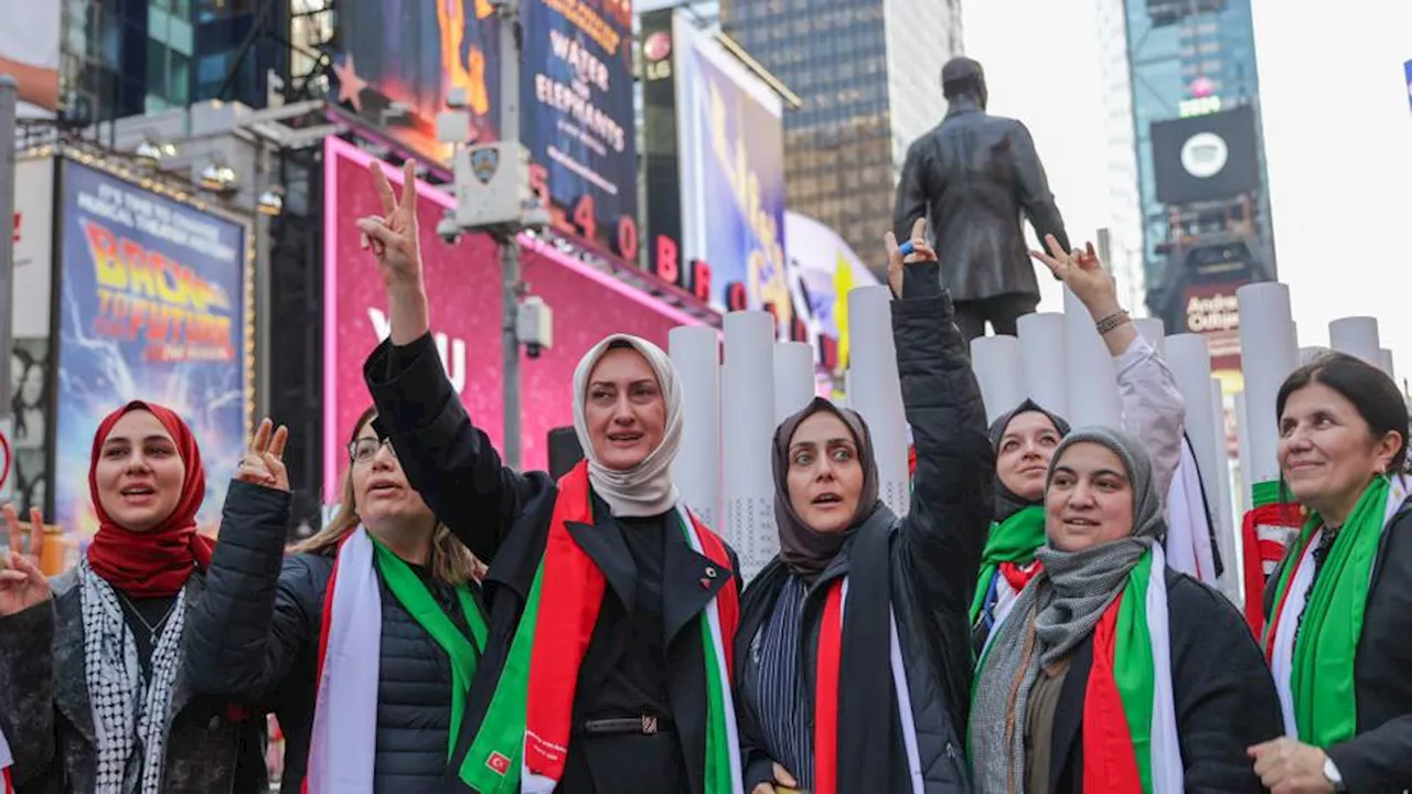 Turkish NGO raises awareness on Israel's Gaza massacre in New York