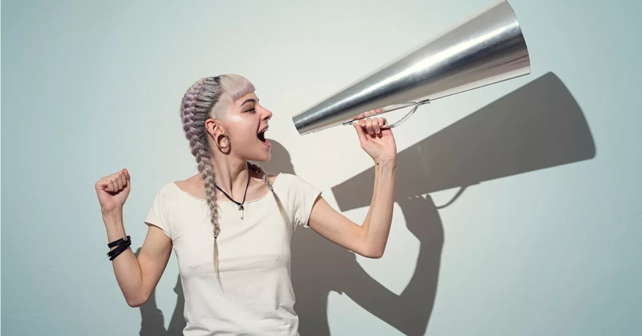 Mulheres da geração Z lideram adesão a ideias progressistas no Brasil