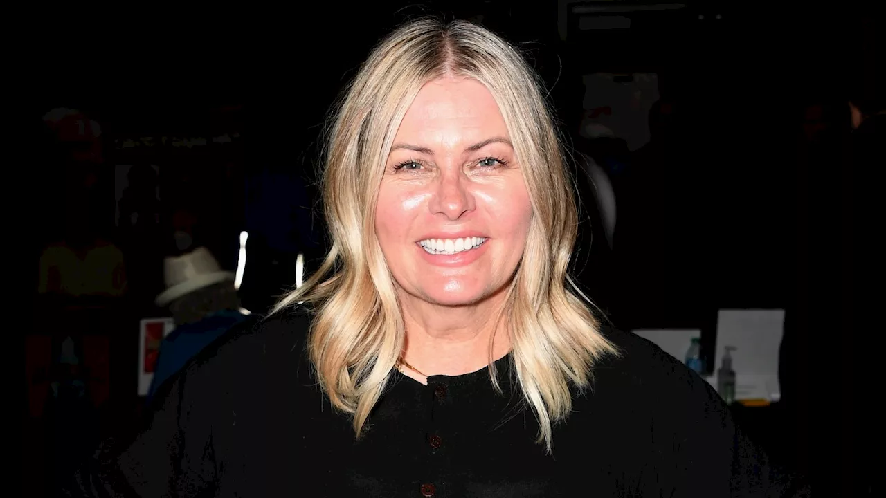 'Baywatch' star Nicole Eggert unveils shaved head 2 months after revealing breast cancer diagnosis